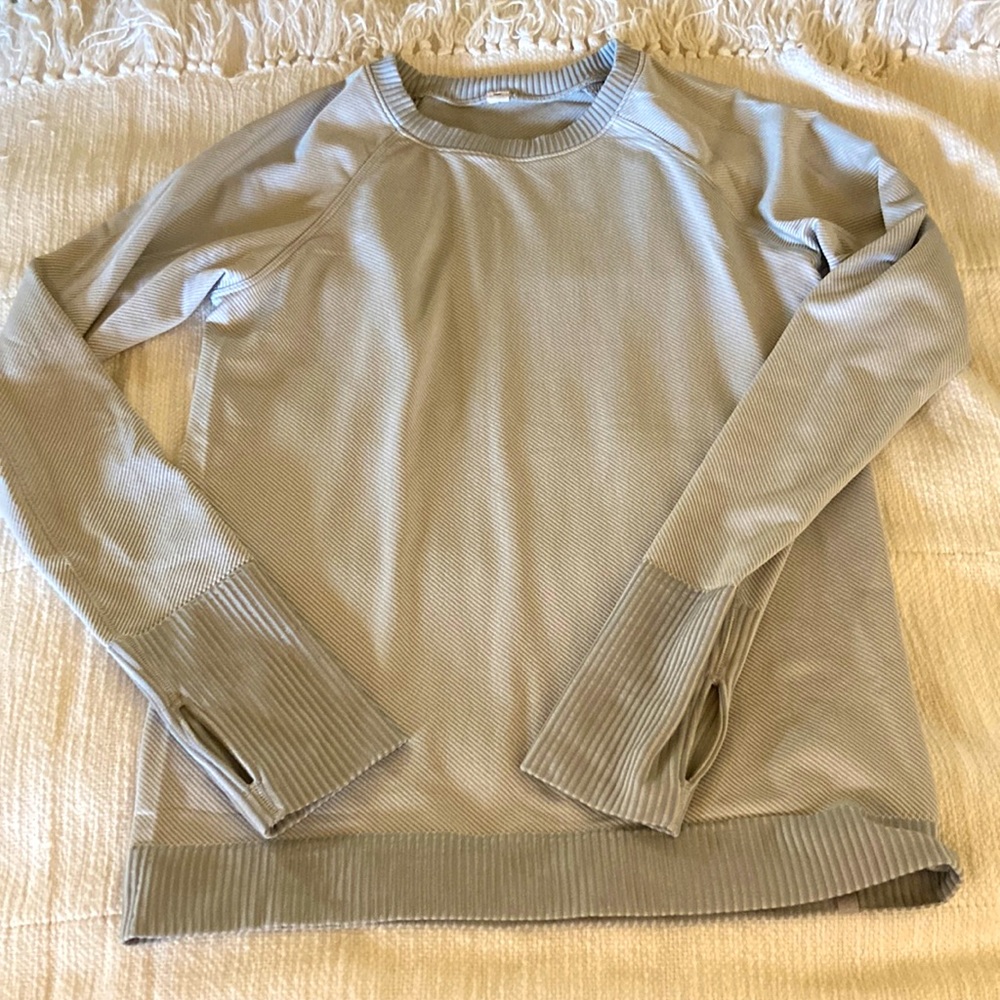Lululemon long-sleeved top